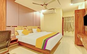 Itsy Hotels Sri Sai Grand Inn